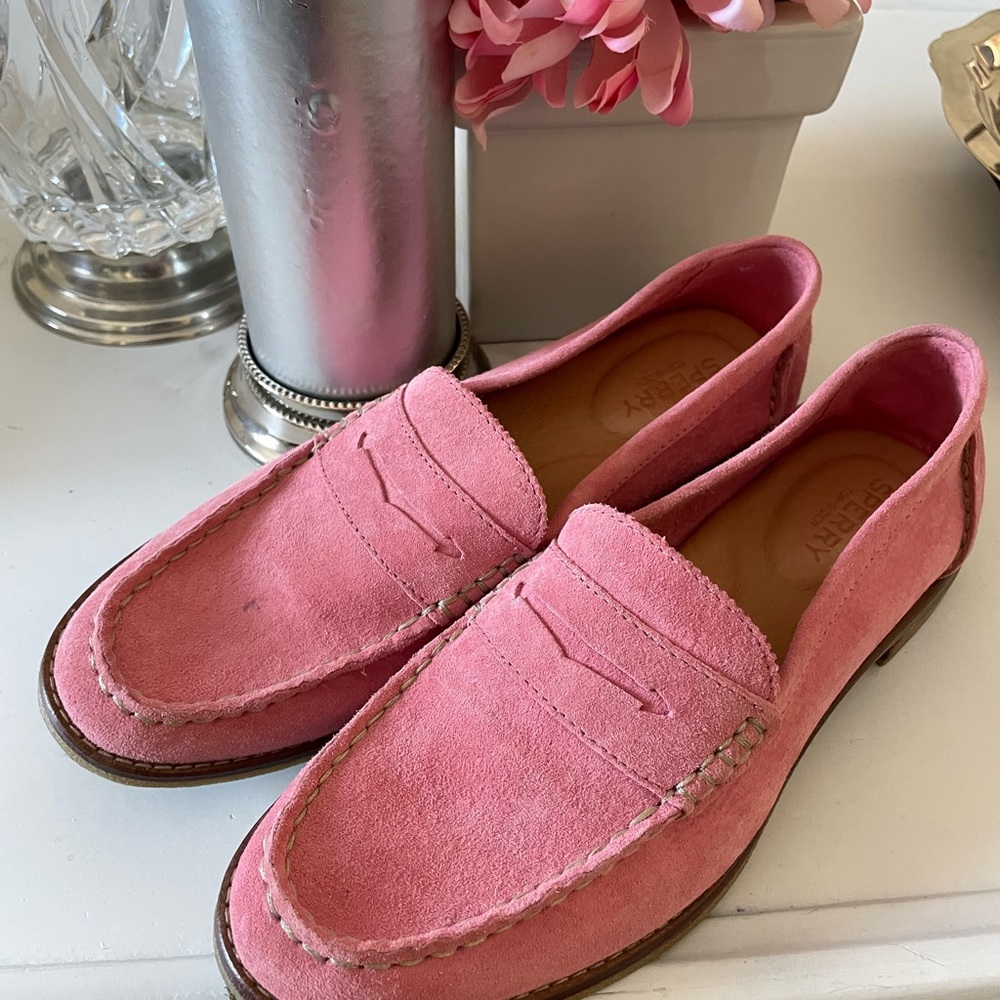 Sperry Top Sider penny loafers in pink suede - Size 8